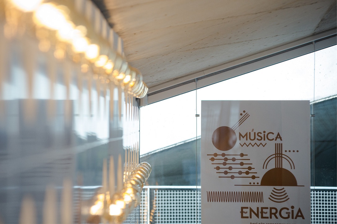 旗艦店品牌標(biāo)志